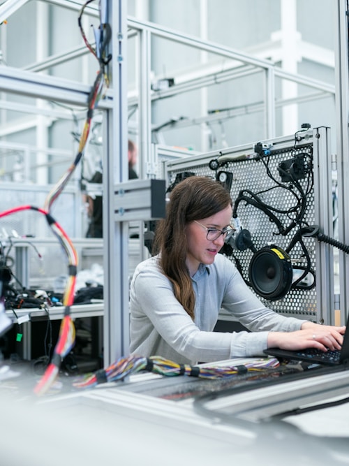 Factory manufacturing floor, supplier scoring